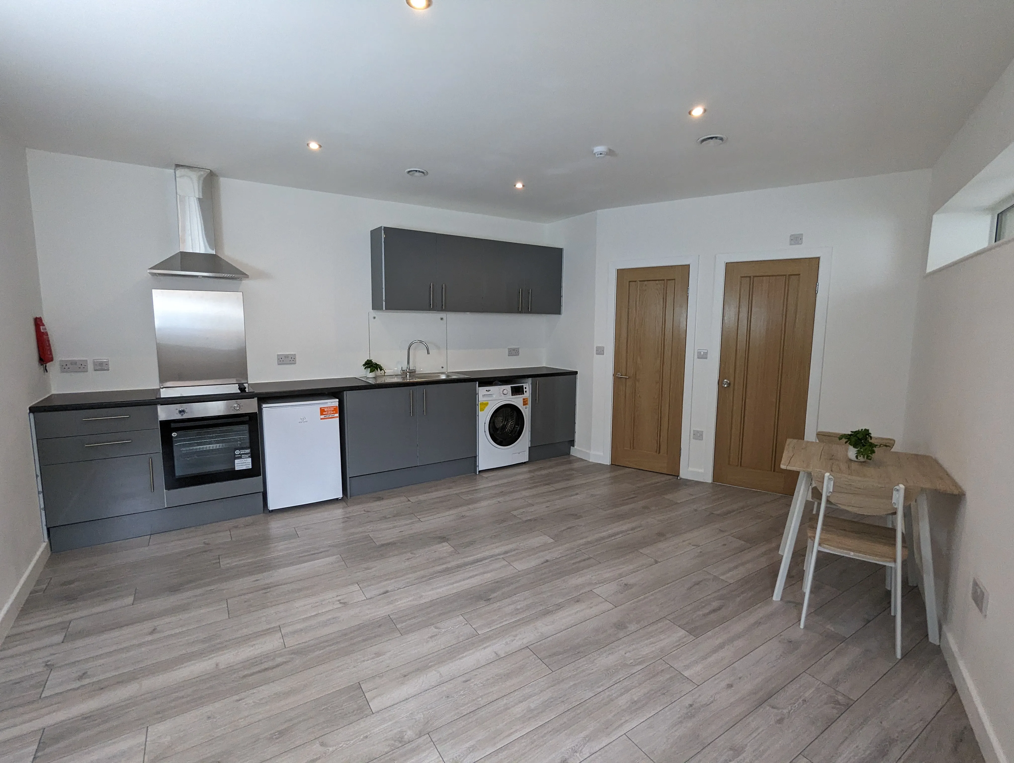 Flat 1, 5 Chapel St