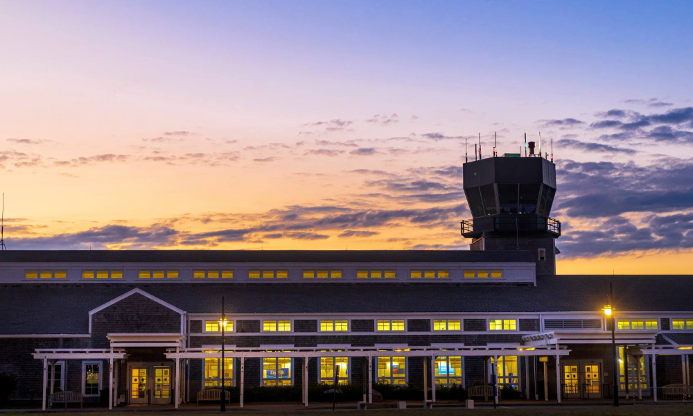 Martha's Vineyard Airport (MVY)