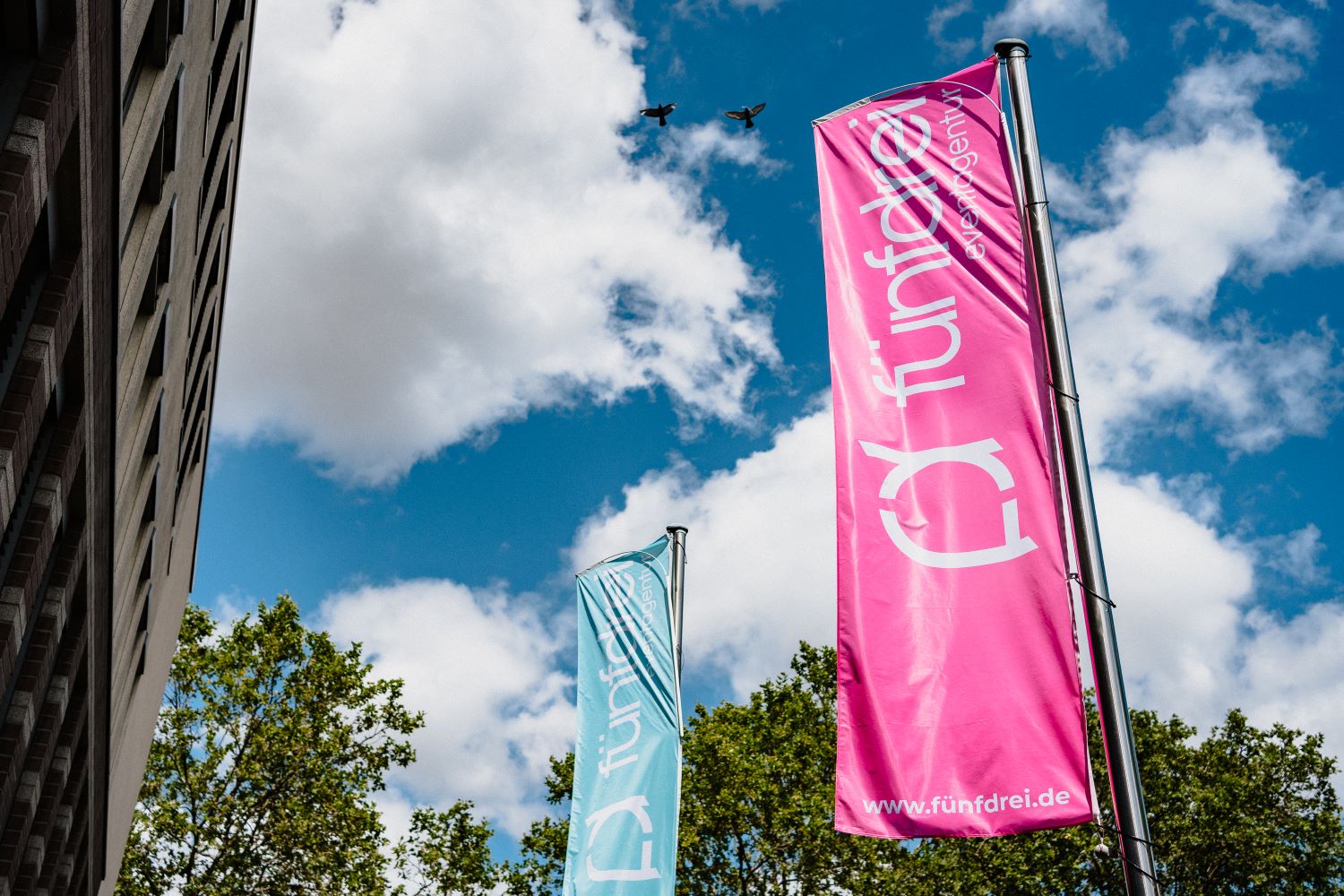 fuenfdrei eventagentur Fahne