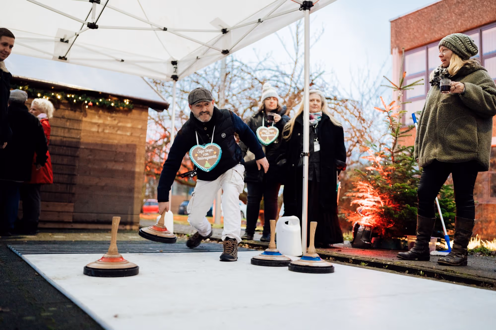 Eisstockschießen beim Weihnachtsmarkt - Firmenevent