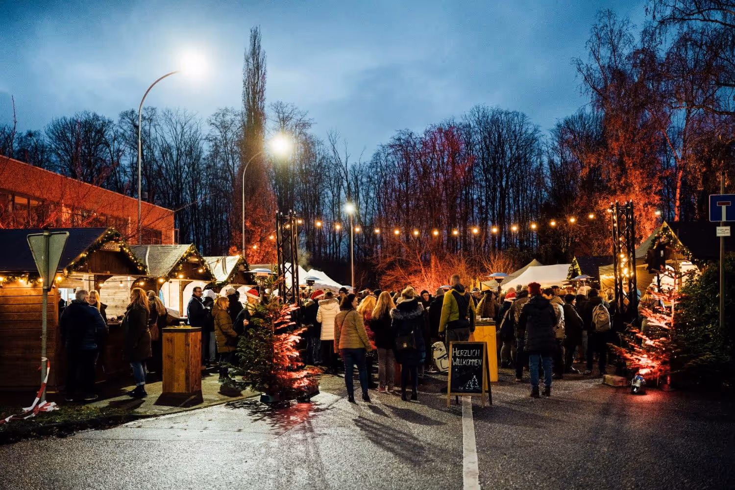 Weihnachtsmarkt bei einem winterlichen Firmenevent