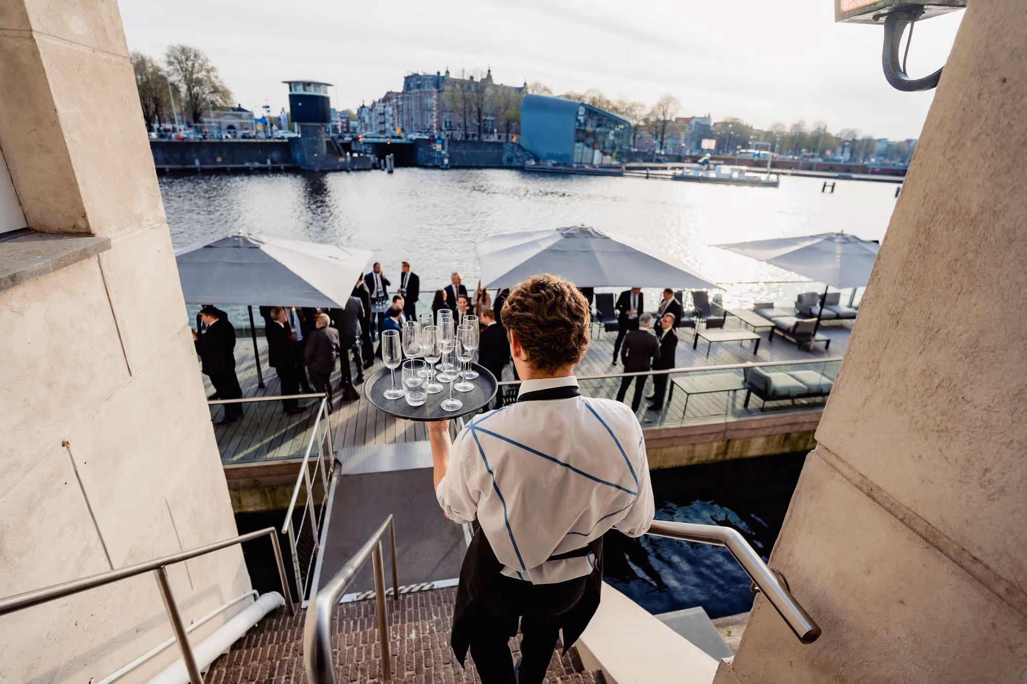 Servicekraft bei der Speira Summit