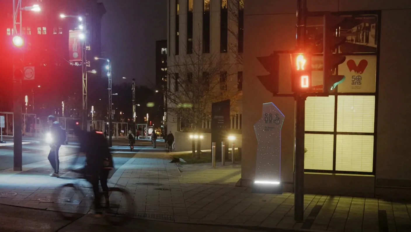 Service sign near a montreal metro at night
