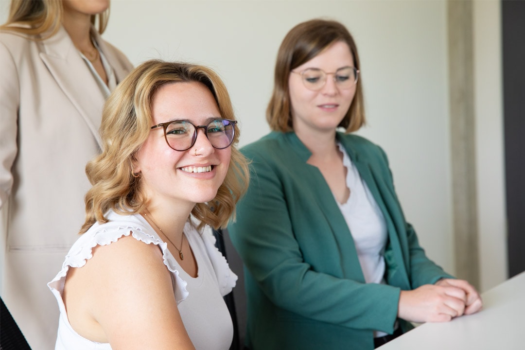 Drei Kolleginnen der Taxperten analysieren gemeinsam internationale Trends und Entwicklungen der Steuerbranche.