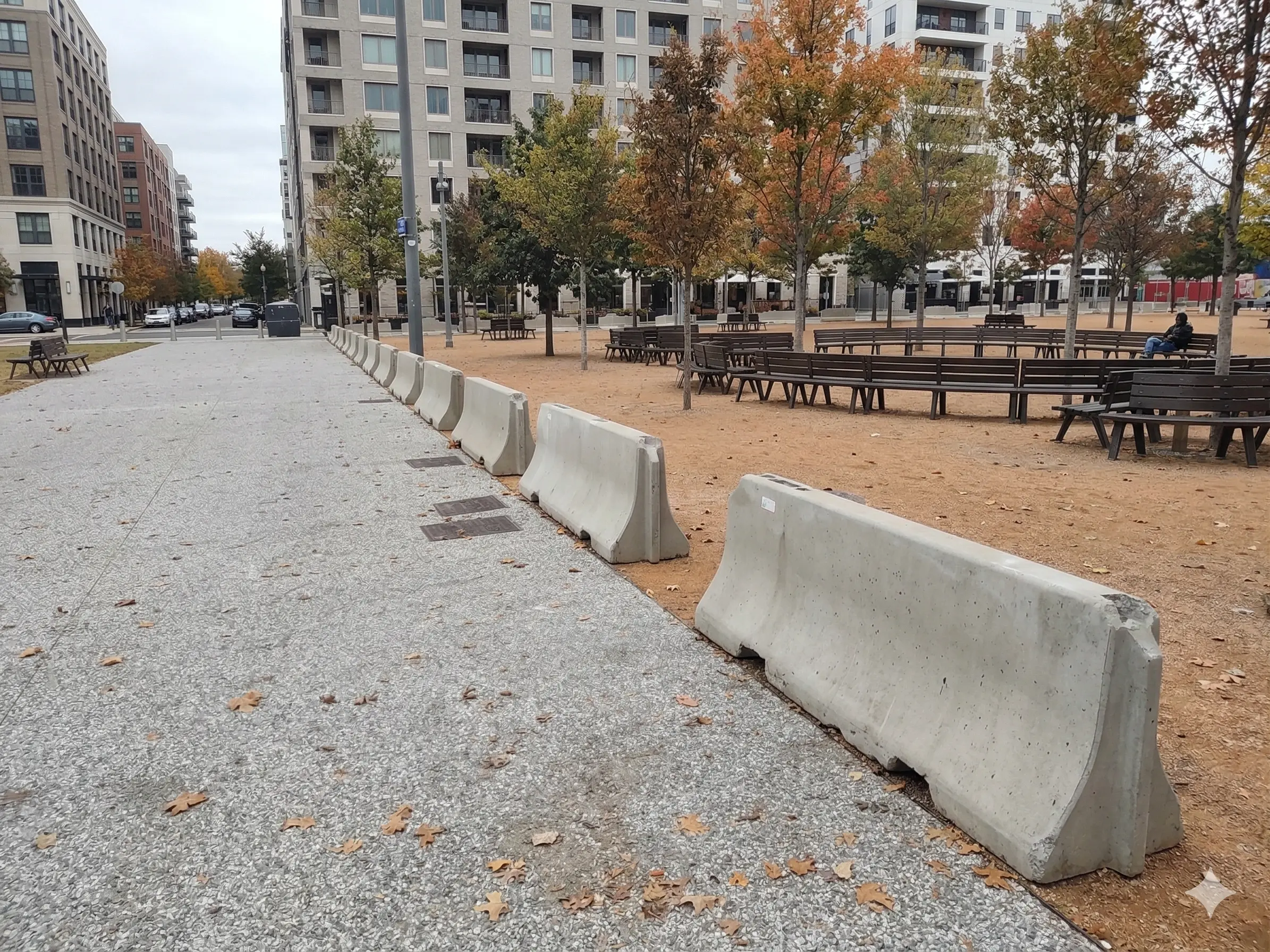 GBA alignés en ville.