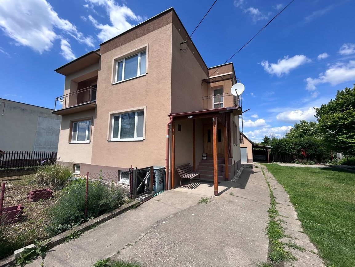 Rodinný dom v obci Tekovské Lužany