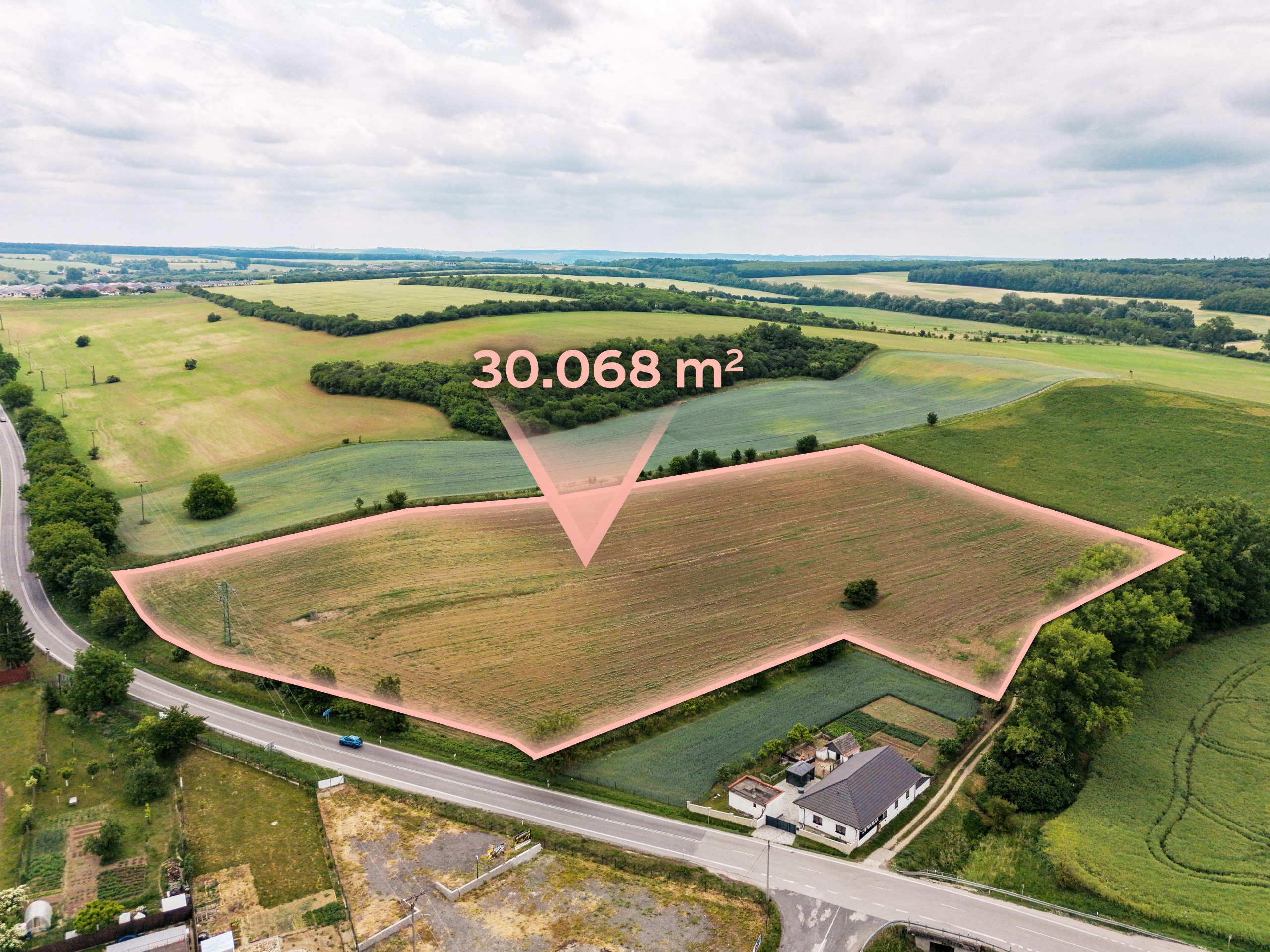 Skvelá investičná príležitosť: Rozsiahle pozemky pre developera v obci Alekšince (30 068 m²)