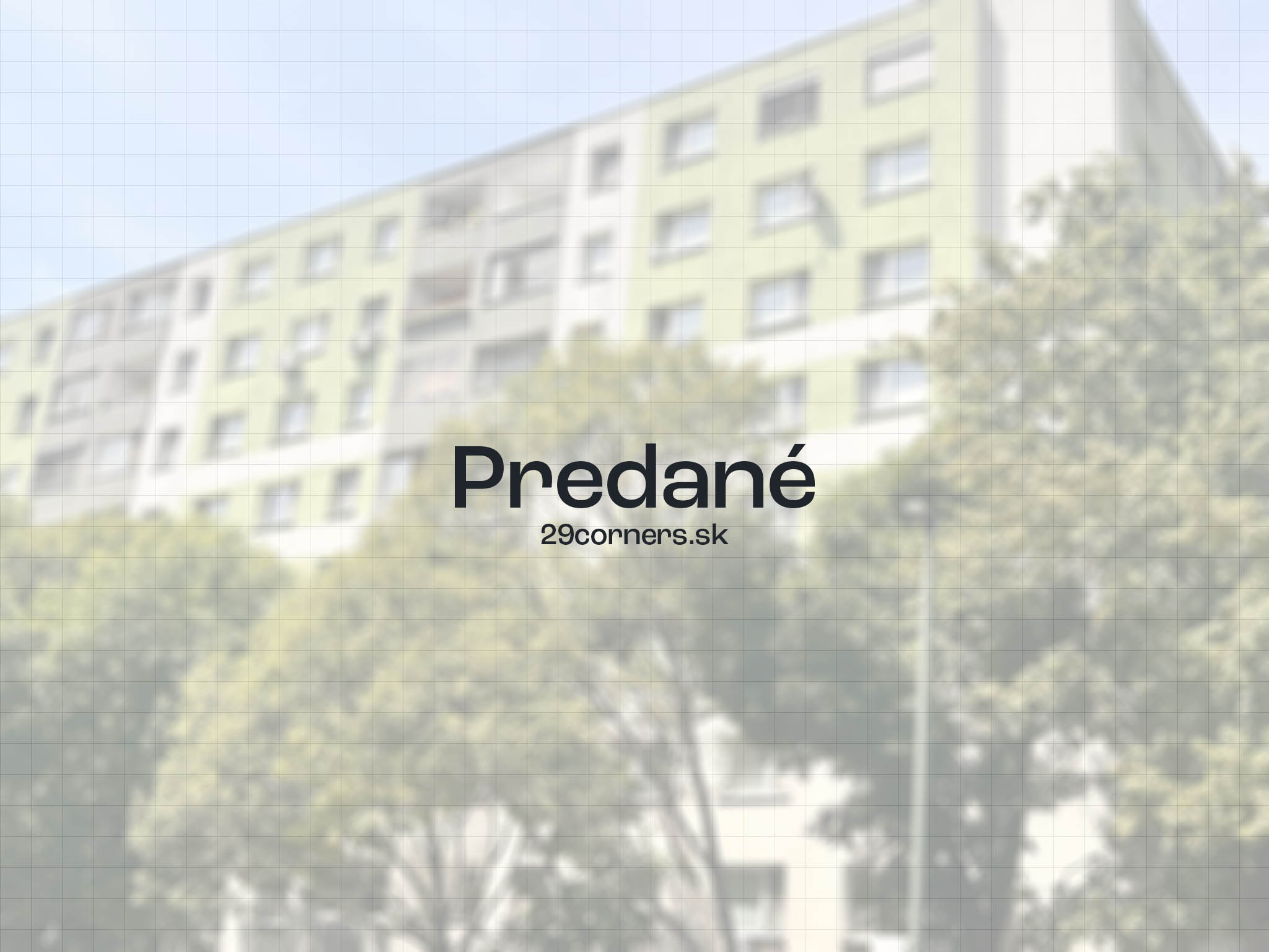 PREDANÉ! | Priestranný 4 izbový byt s veľkou halou a obrovským potenciálom v Petržalke