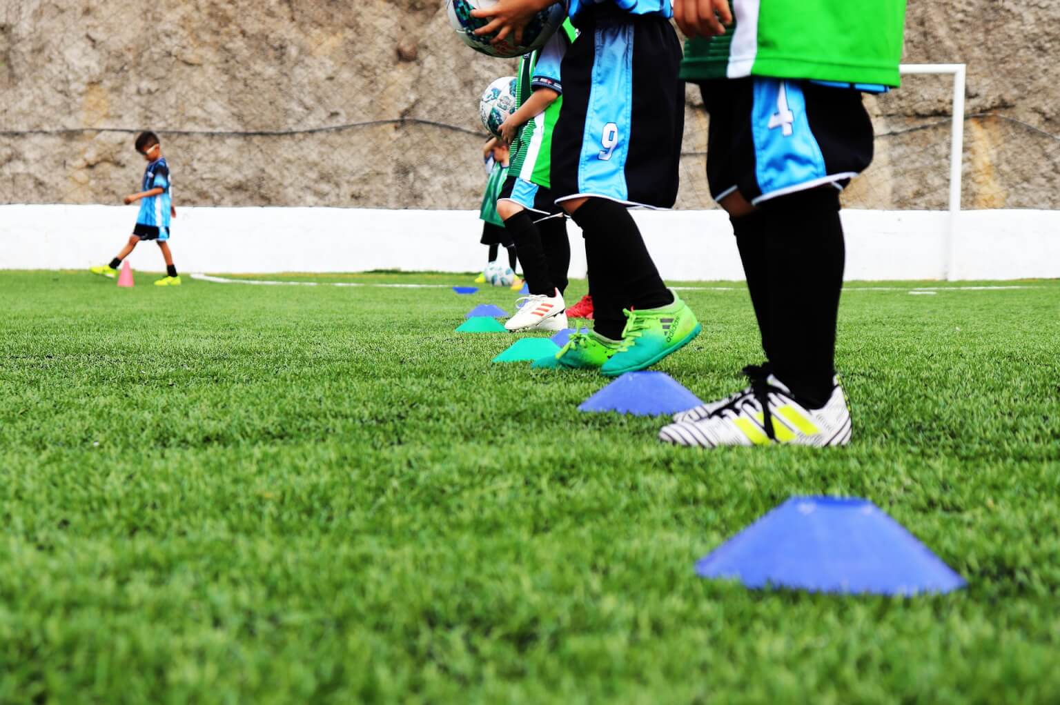 Kids soccer training using gamification