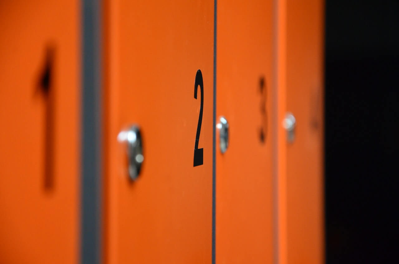 How to setup a gymnastics gym including lockers. 