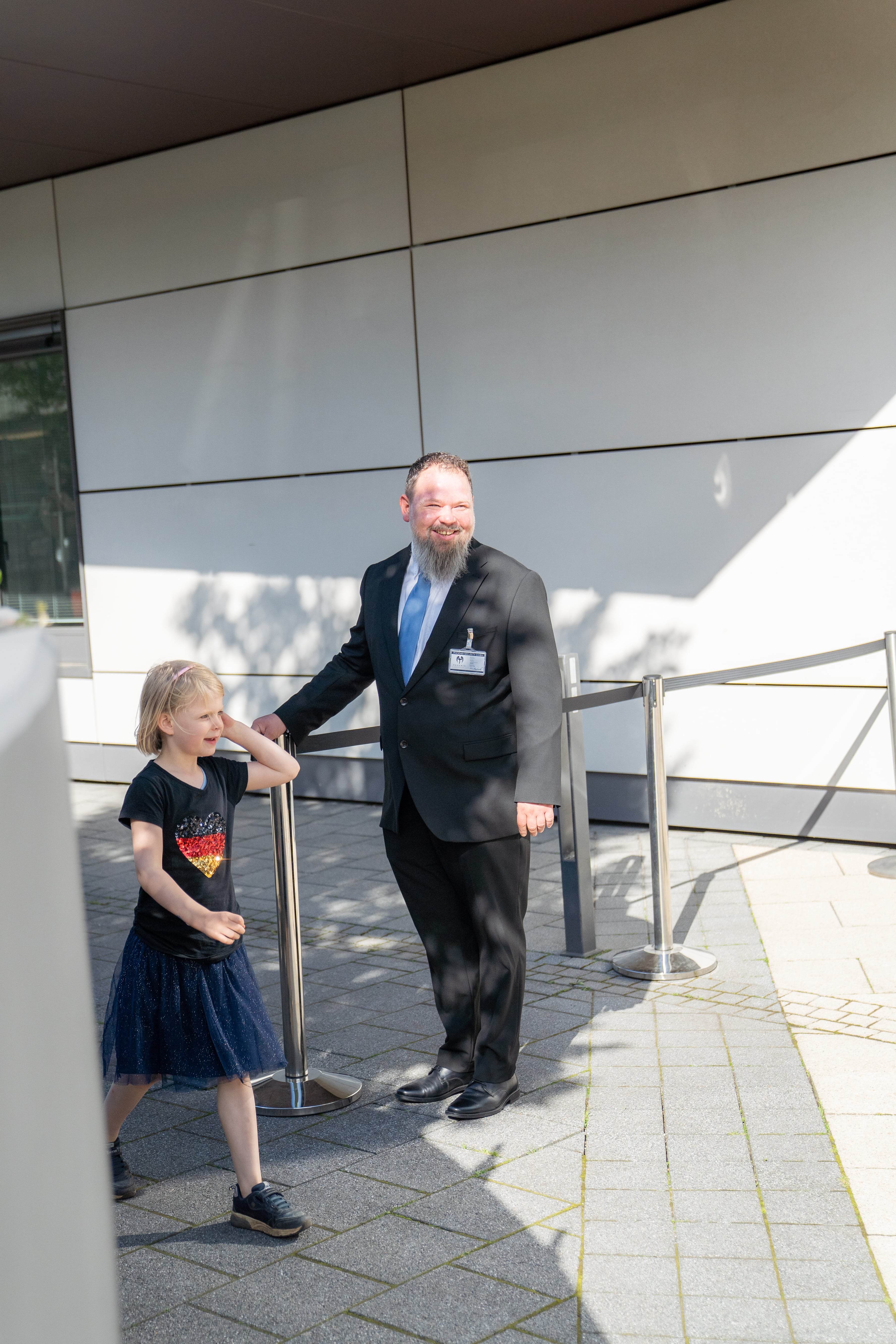 Sicherheitsmitarbeiter von Phoenix Security als Veranstaltungsschutz zur Einlasskontrolle auf einem ECE Event.