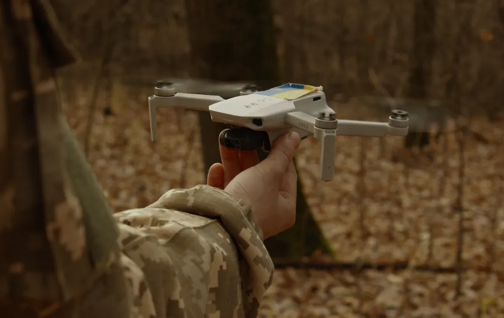 Польоти дронів 