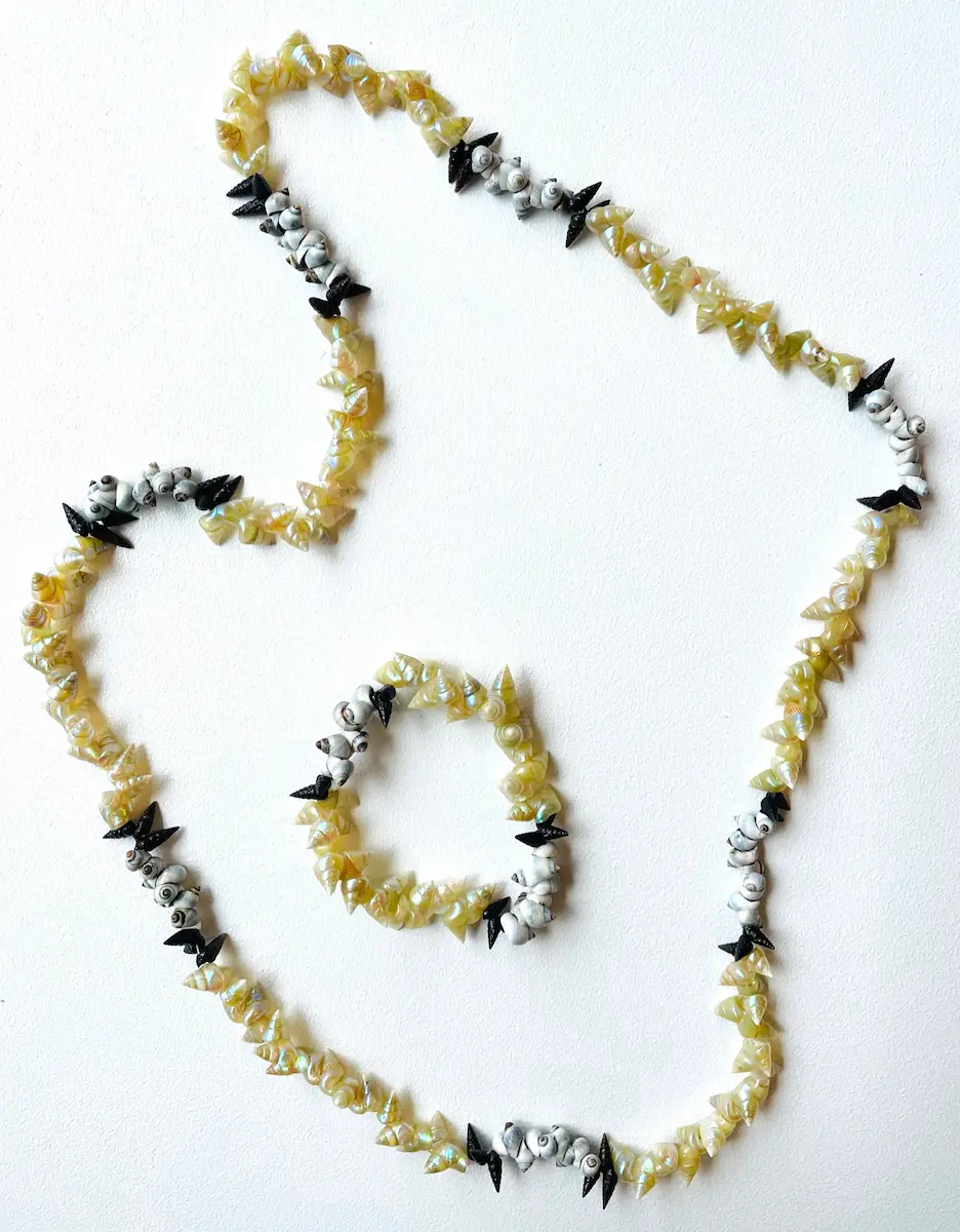 Fiona Hughes, Single loop necklace & bracelet set, 2021, maireener shells from Cape Barren Island, grey gull & estuarine mud creeper shells, approximately 72 cm & 16 cm