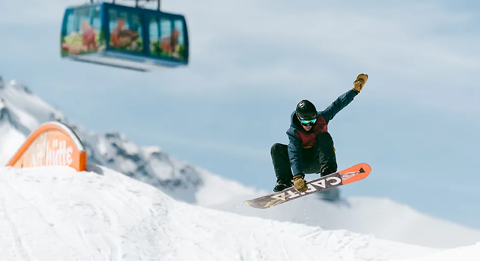 Snowboarding in Arosa