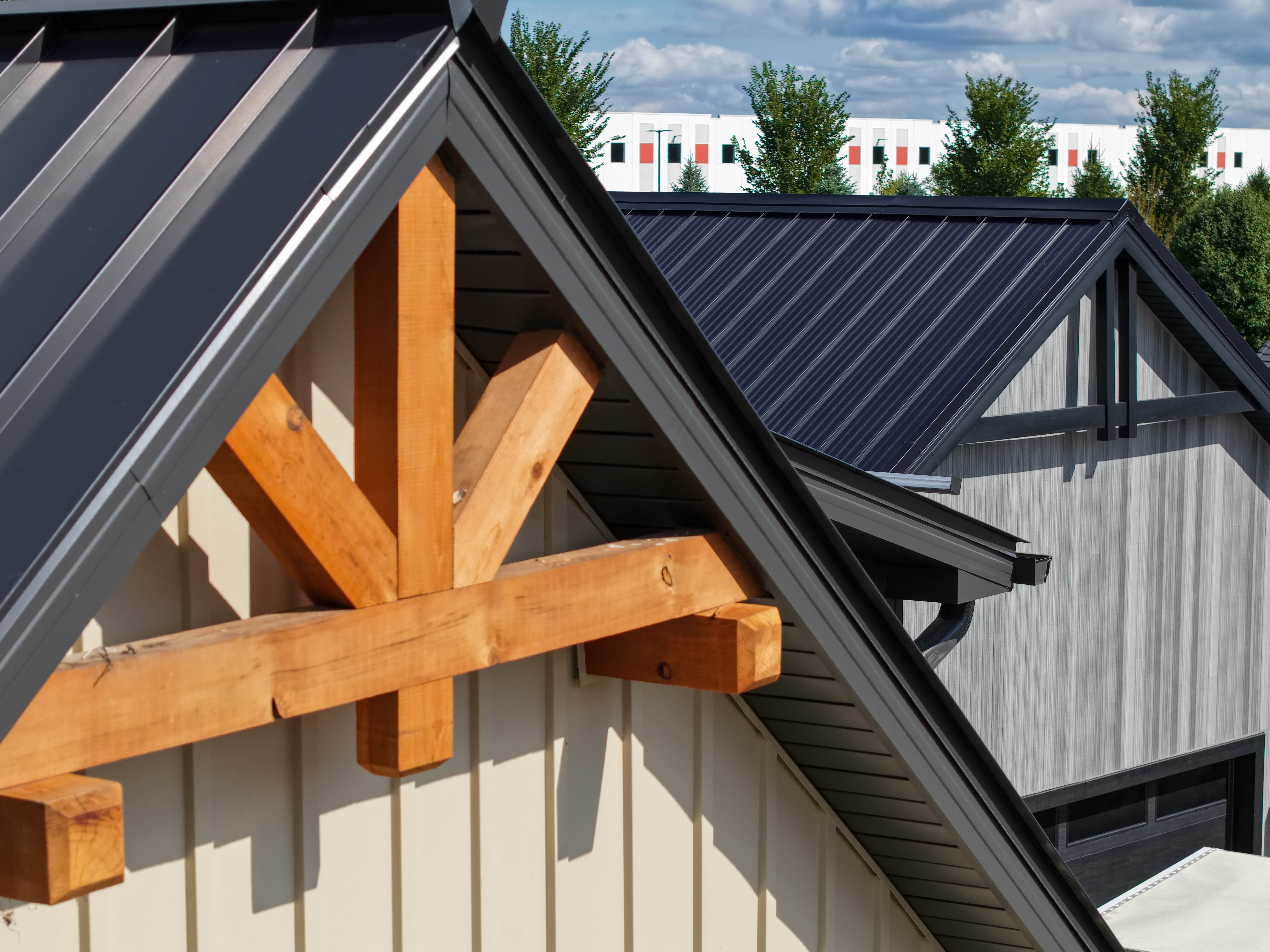 Roofing That’s Built to Last — and Impress