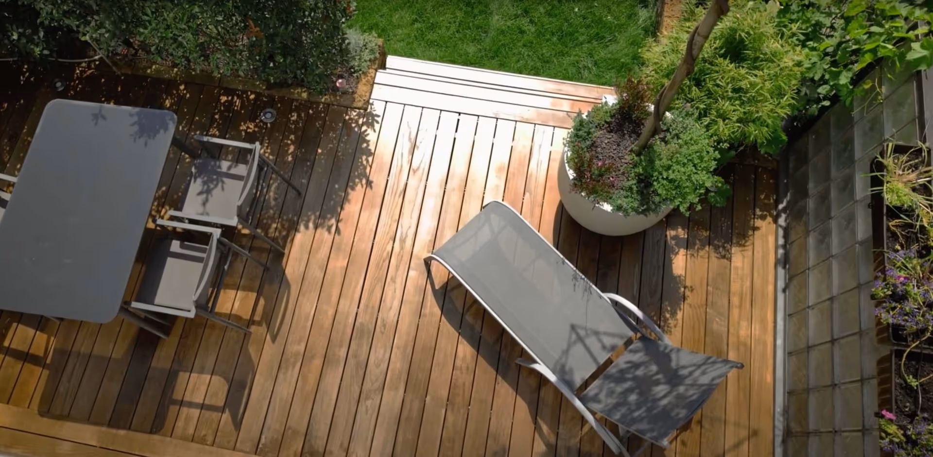 Gartengestaltung in Wien mit Balkon und Garten