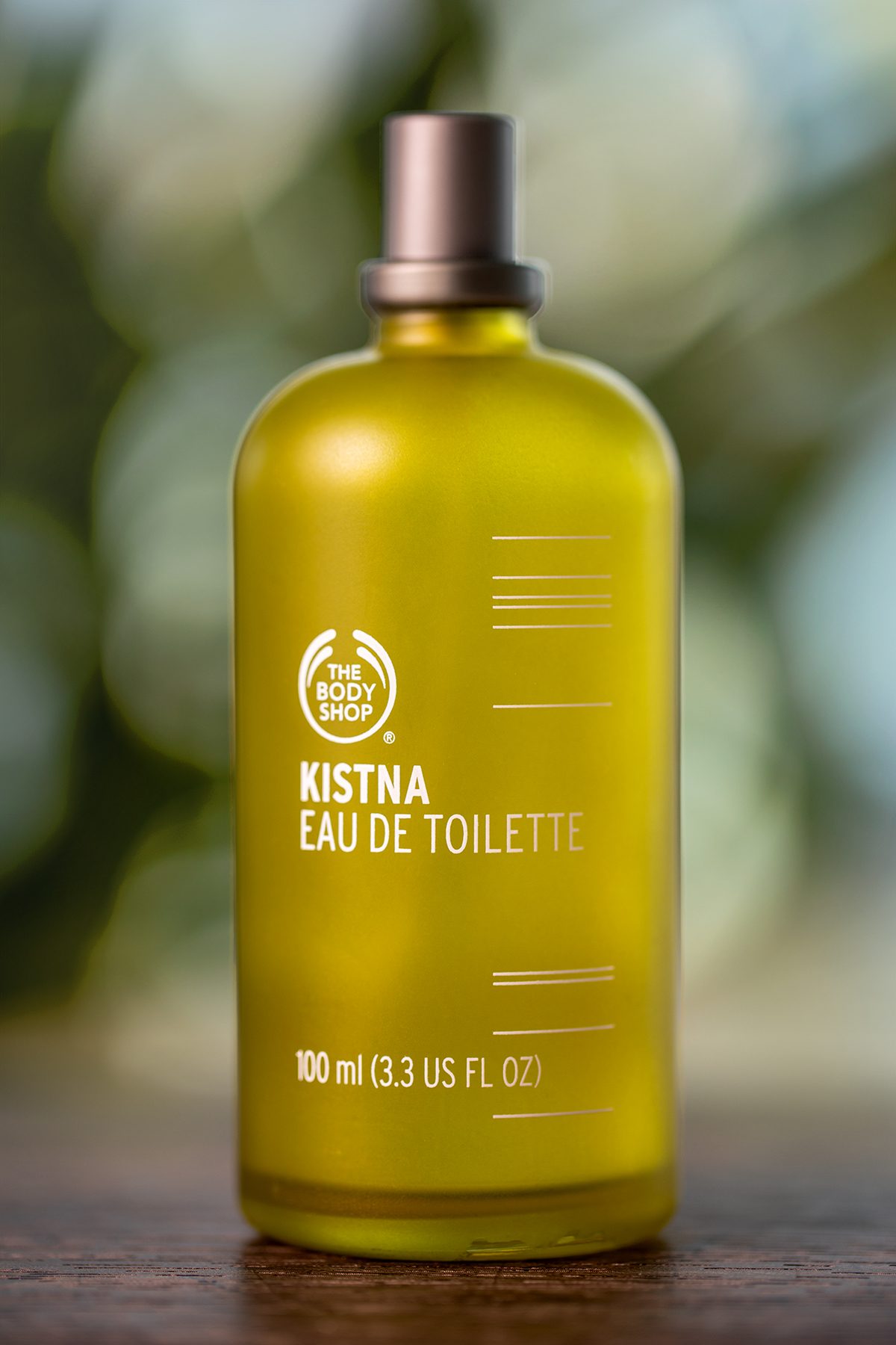 Bath oil bottle product shot