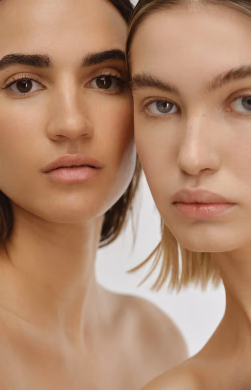 Infinity Cosmetics campaign: two models cheek to cheek