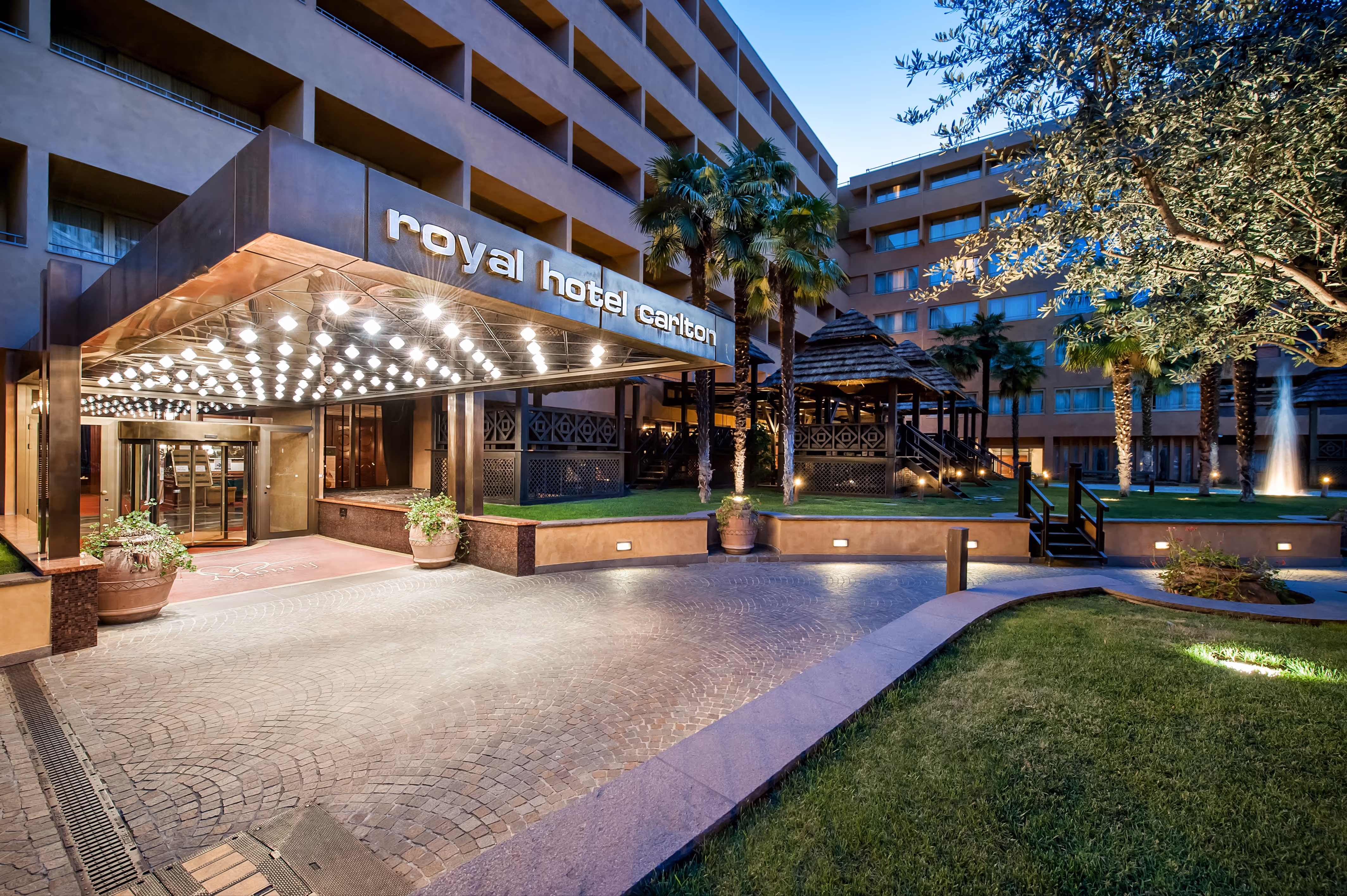 Entrata Hotel