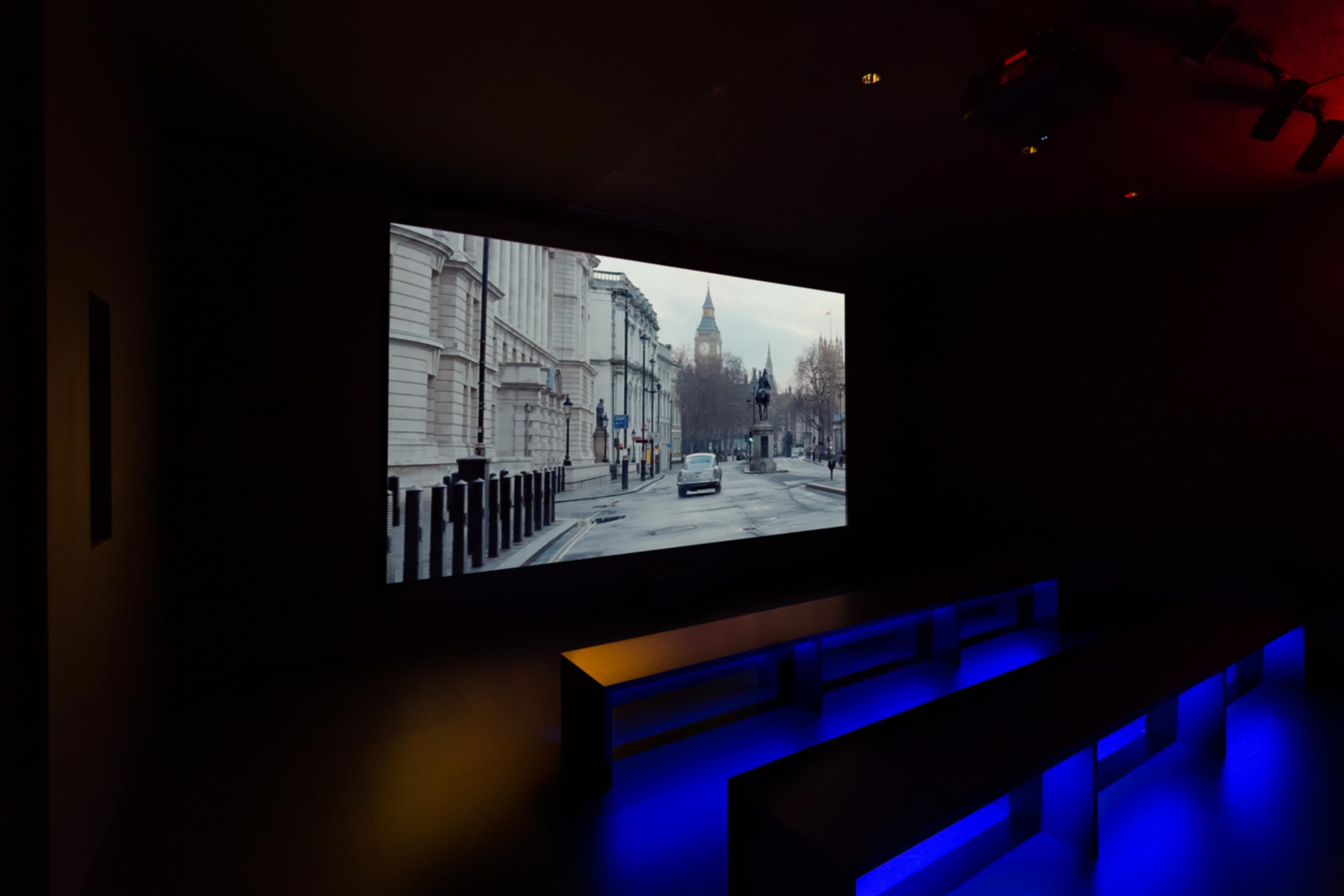 screening image