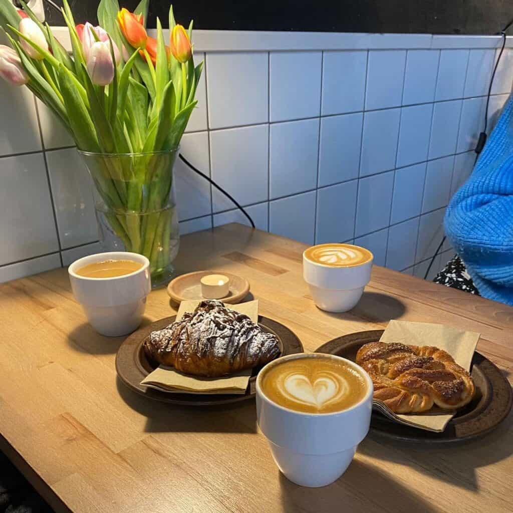 https://studenttraveltips.co.uk/wp-content/uploads/2022/09/eleanor-48-hours-on-a-budget-in-stockholm-studenttraveltips.co_.uk-4--1024x1024.jpg