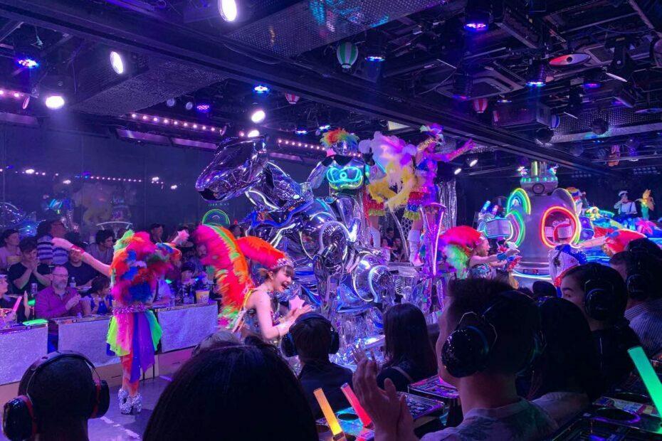 https://studenttraveltips.co.uk/wp-content/uploads/2021/01/leigh-tokyo-studenttraveltips.co_.uk-5-930x620.jpeg
