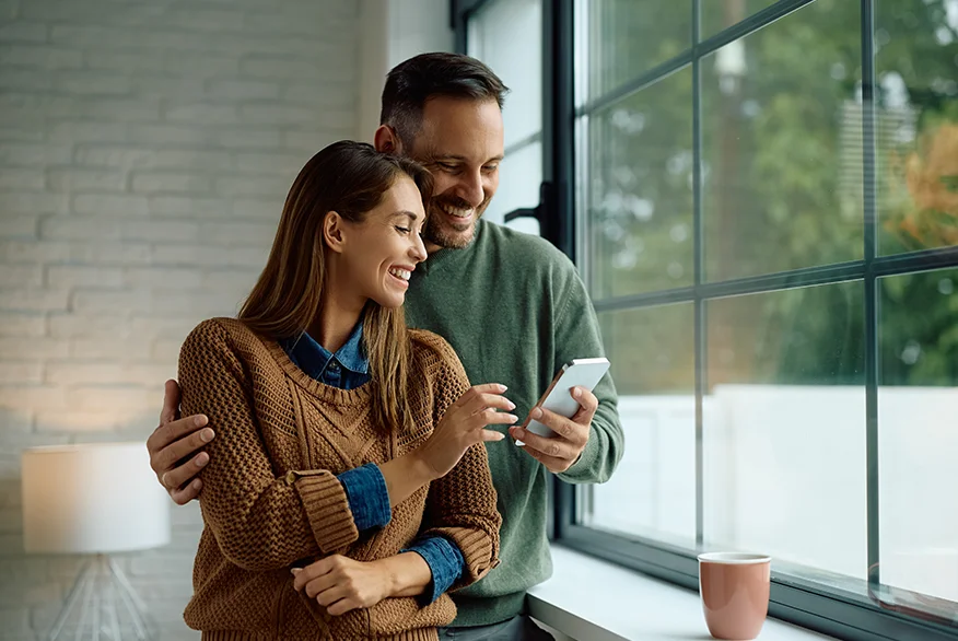A happy couple preparing fo K1 visa interview.