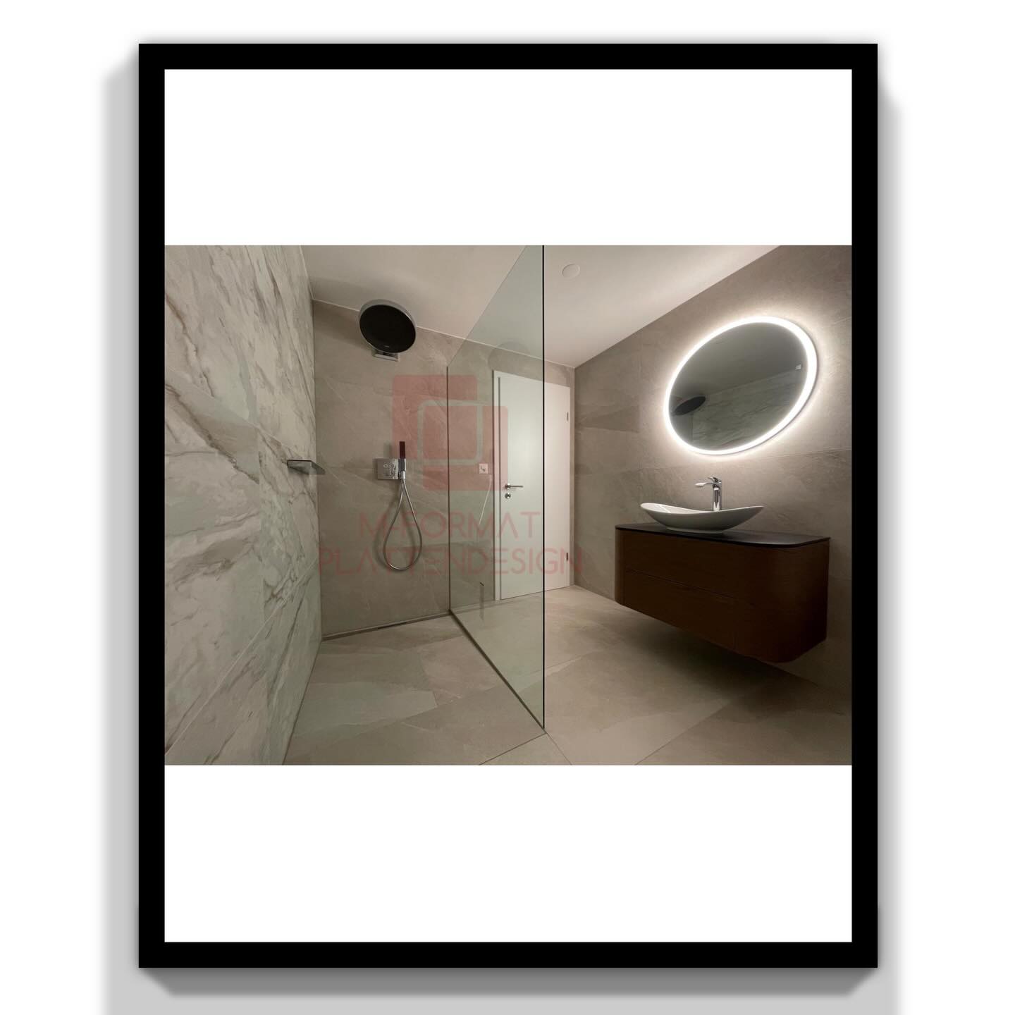 Grossformatplatten in der Dusche - ruhig, edel und pflegeleicht.Klare Linien für ein modernes Spa Gefühl.