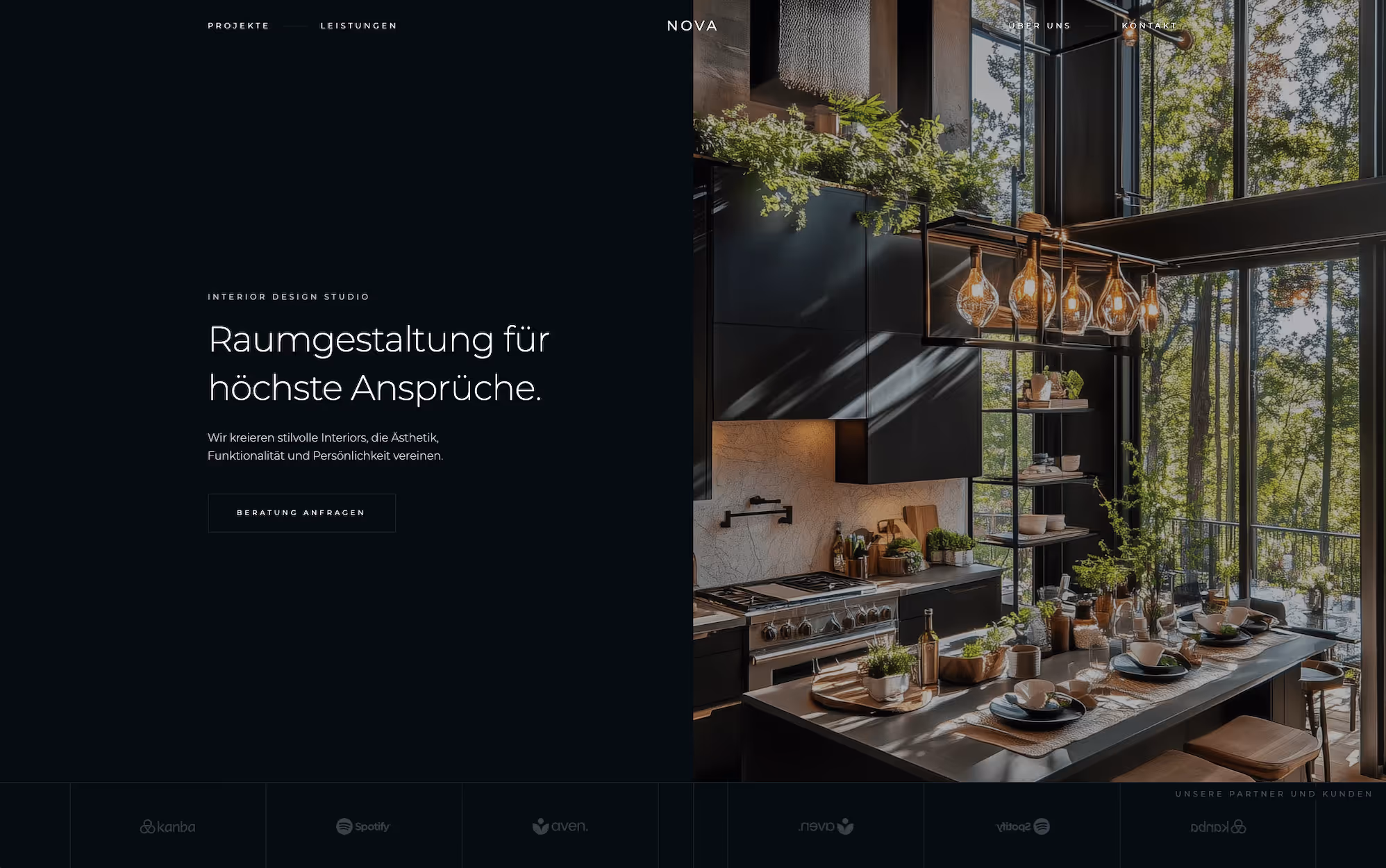 Screenshot der Landingpage für Nova Interior Design – elegantes Webdesign mit klarer Linienführung und warmer Farbgebung.