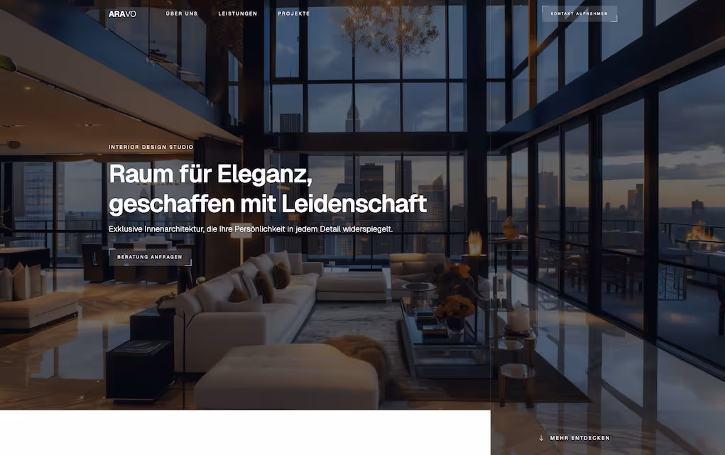 Screenshot der Landingpage für Aravo Raumgestaltung – elegantes Webdesign mit warmen Farben und harmonischem Layout.