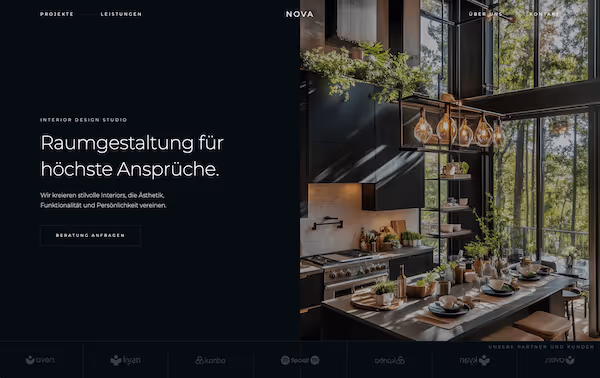 Screenshot der Landingpage für Nova Interior Design – elegantes Webdesign mit klarer Linienführung und warmer Farbgebung.