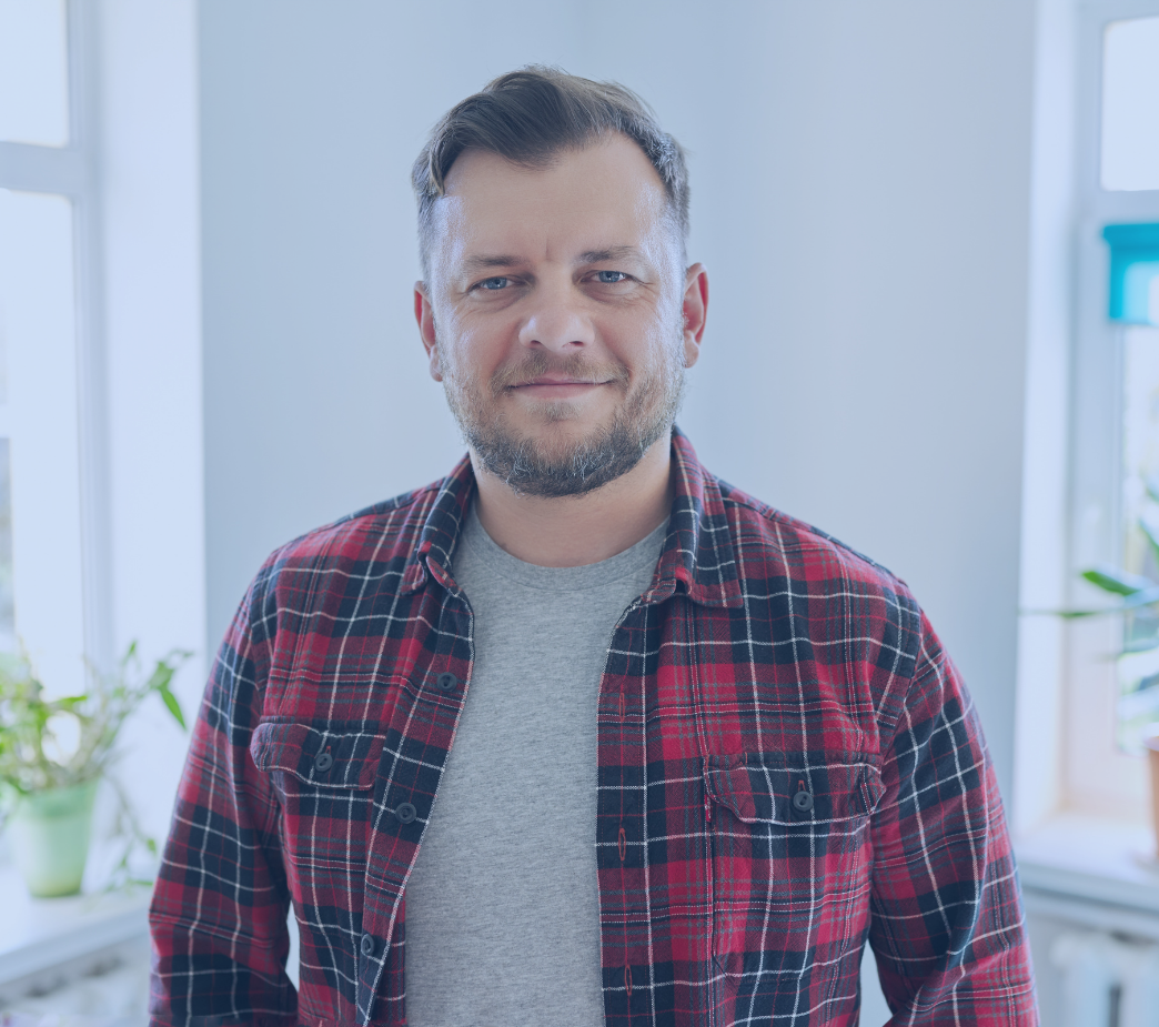 Michael, 42-year-old senior operations leader at SpaceX, Bastrop area