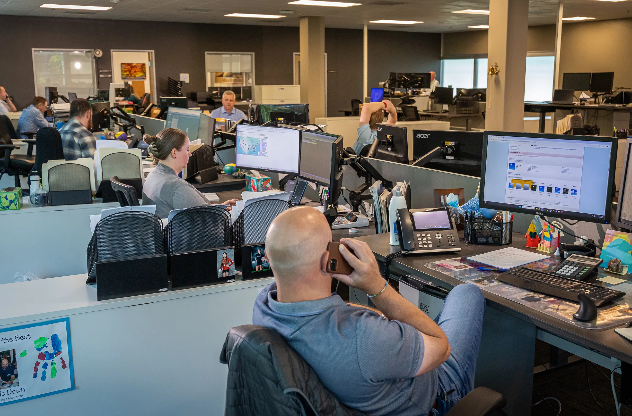 Shelter Products, Inc. employees on the trading floor