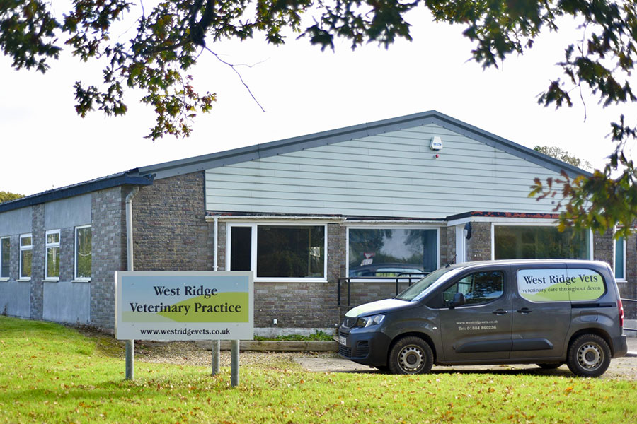 We now offer a discounted Mobile Veterinary Service!