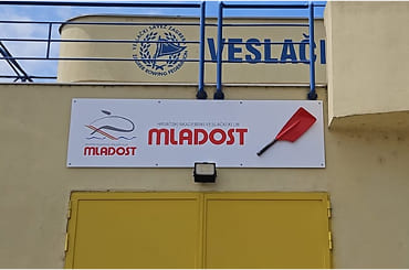 Hrvatski akademski veslački klub Mladost