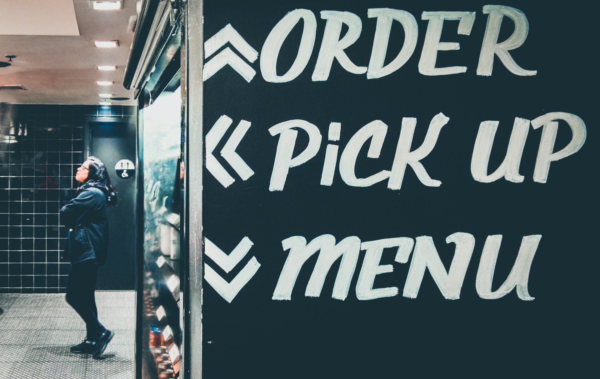 Restaurant Tech ROI Calculator: Measuring the Impact of Digital Transformation