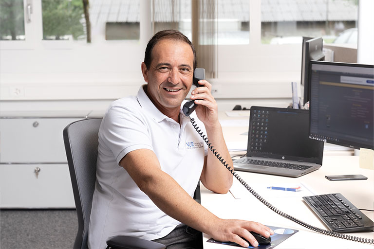 Portrait of Paulo Coutada, Special Cleaning