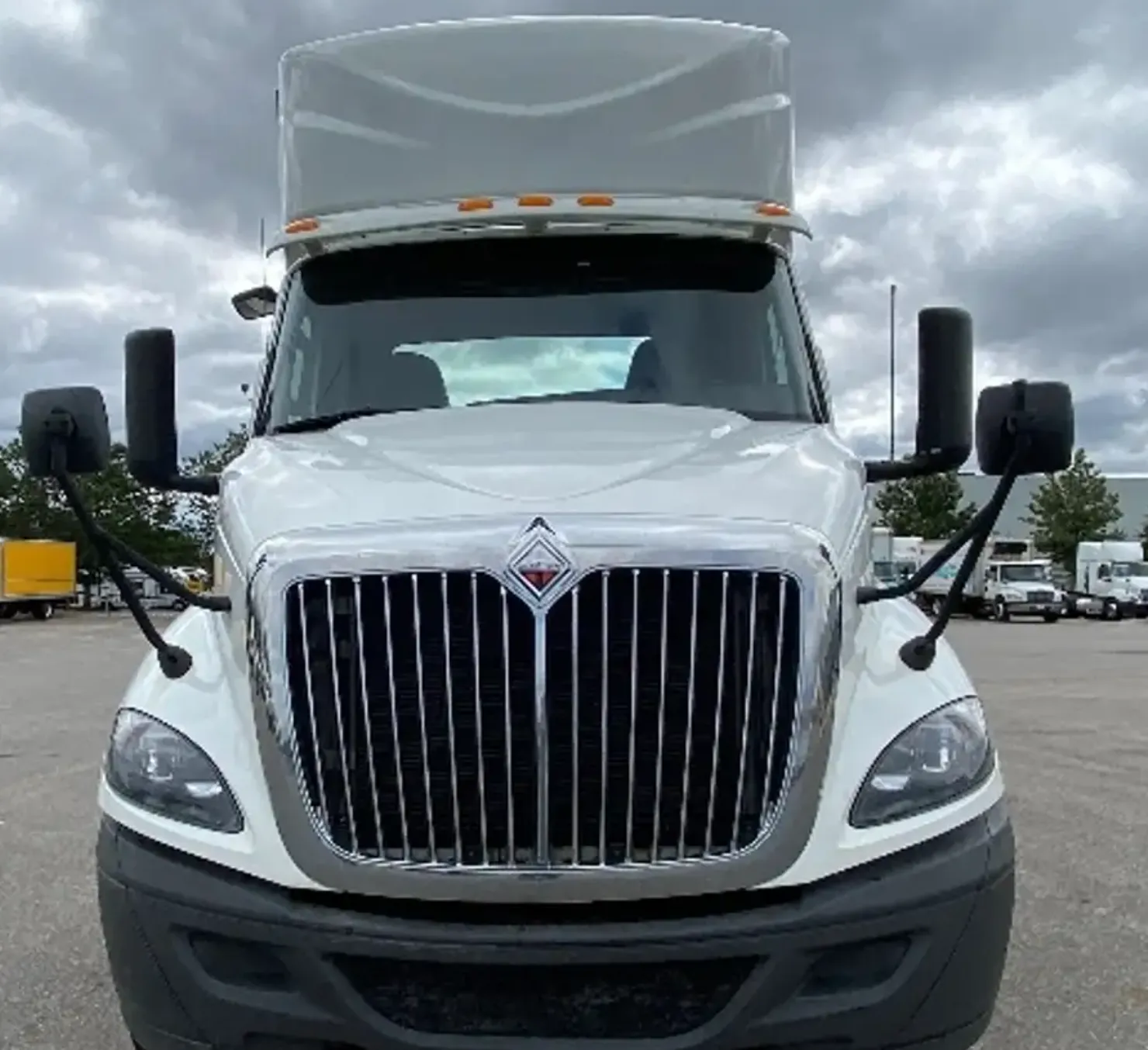 2020 International RH613 day cab truck financed for commercial transportation