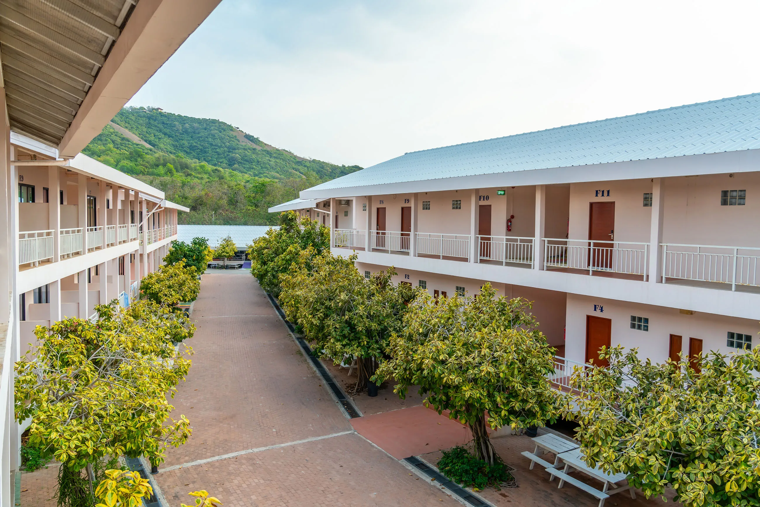 A hotel thats construction materials were supplied by Shelter Products Inc.