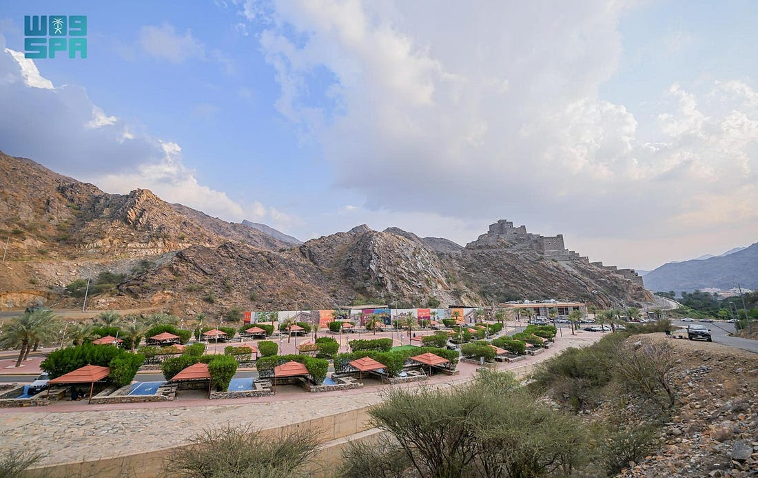 سياحة وترفيه / مهرجان شتاء الباحة.. حراك سياحي وترفيهي متكامل يعزّز جاذبية المنطقة بـ 250 فعالية متنوعة