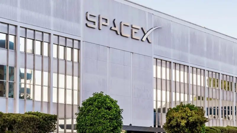 🔴 بـ 1.75 تريليون دولار 🔥🔥 بلومبرغ: سبيس إكس تقترب من أكبر اكتتاب في  التاريخ 💸 كشفت بلومبرغ أن شركة سبيس إكس تستعد لتقديم طلب سري لطرح عام أولي  قد يرفع قيمتها