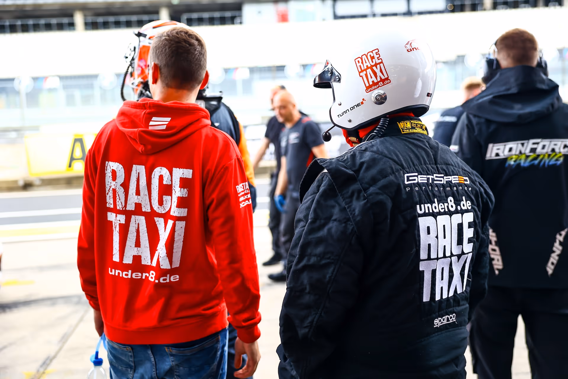 GetSpeed Racetaxi Nürburgring Mitarbeiter bei NLS