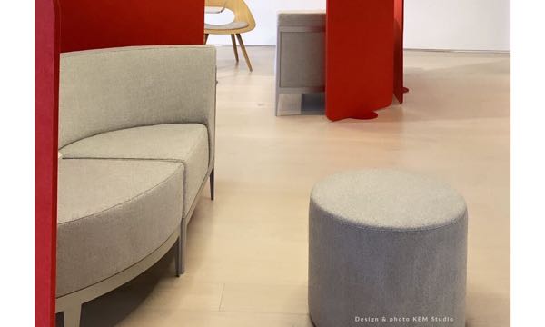 Mello Ottoman grey scape