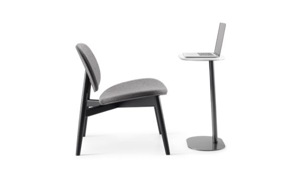 Smirk Chair Grey with LT table
