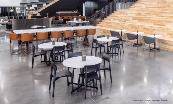 Everwood Chair Black Tables