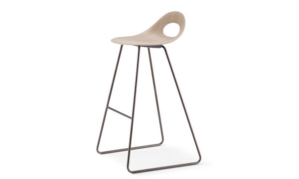 Say O Stool Oak 30 Front 3 4