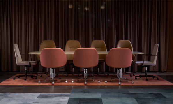 Martini Swivel Defign Swivel Conference Table Showroom