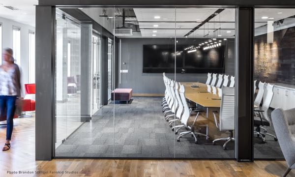 Purl Swivel White Conference Room