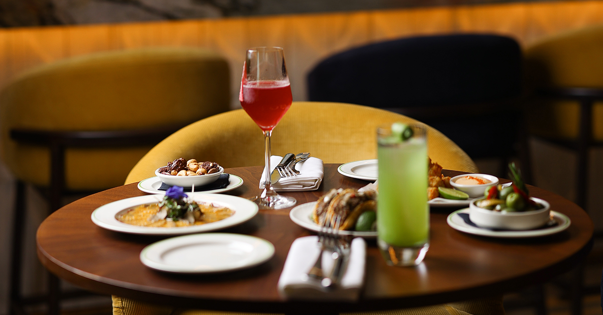 Unwind after hours with Novikov Abu Dhabi’s Aperitivo. Enjoy happy hour with artisanal cocktails and small, delicious plates crafted for professionals in the Al Maryah area. Transition seamlessly from a productive day to an unforgettable evening in style.