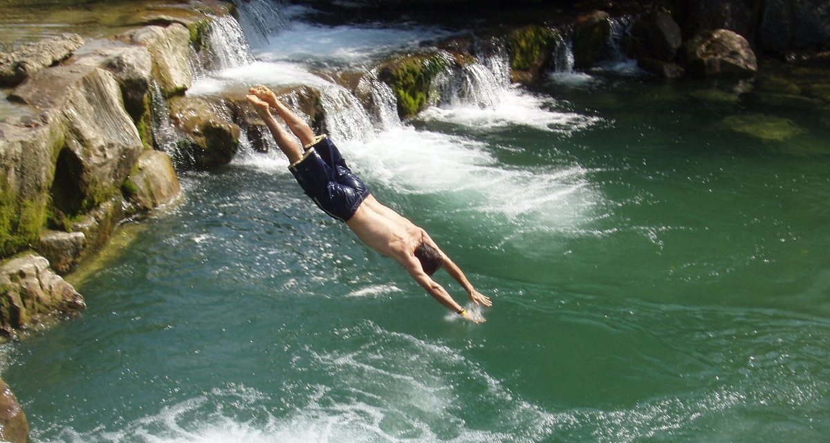  Migration to Windows Server 2016 - no jump in the deep end. 